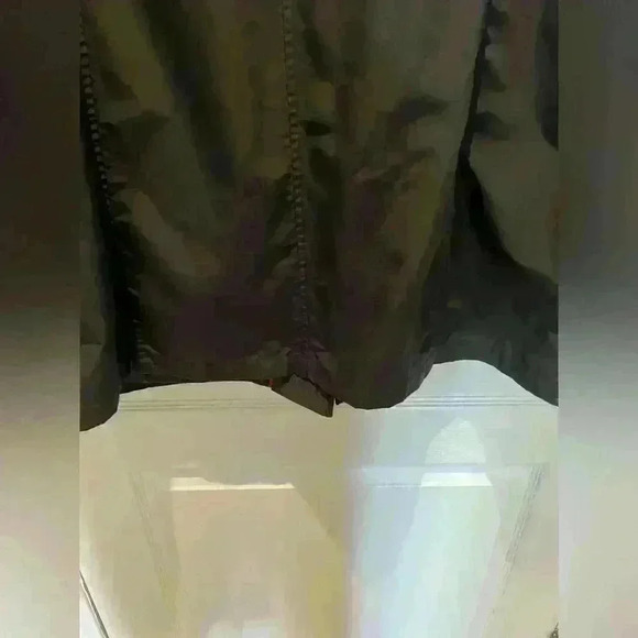 Trench-coat with Button Closure Size XL - Picture 12 of 16